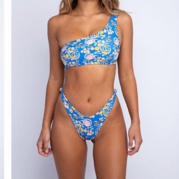 SOLD- Skatie Ellis top and Kira bottom - Picture 3 of 9